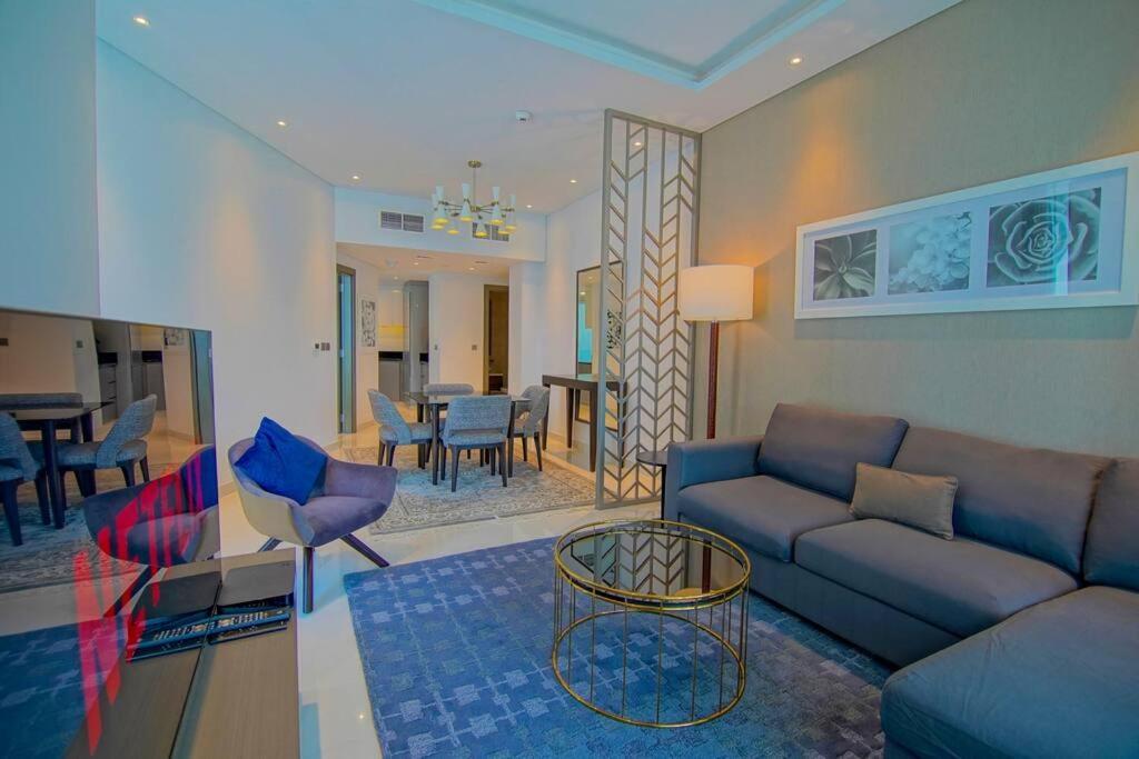 Luxury Hotel Apartment With A Canal View Dubai Eksteriør billede
